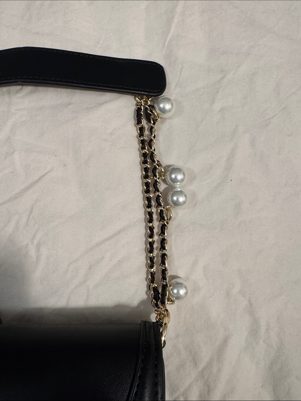 Karl Lagerfeld Black Leather Shoulder Bag with Gold Chain and Pearl Accents - Picture 3 of 10
